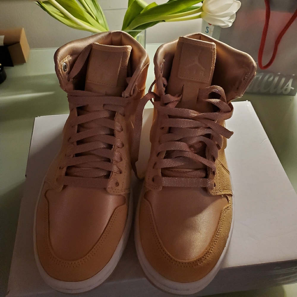 Women's Air Jordan 1 Retro High